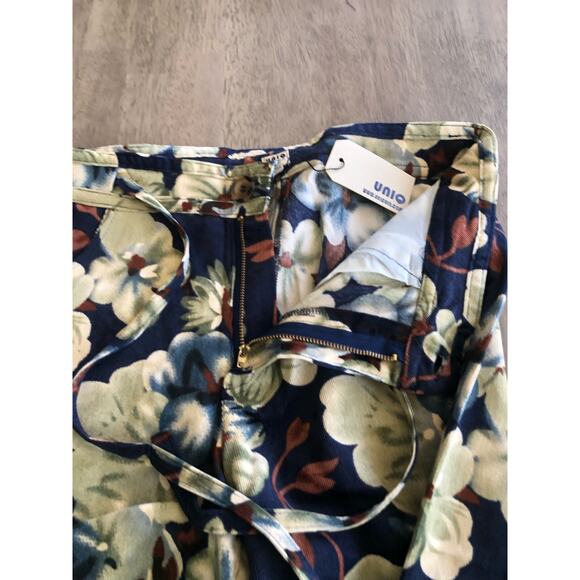 Uniq Wide Leg Floral High Waisted Corduroy Pants - M - Picture 5 of 8